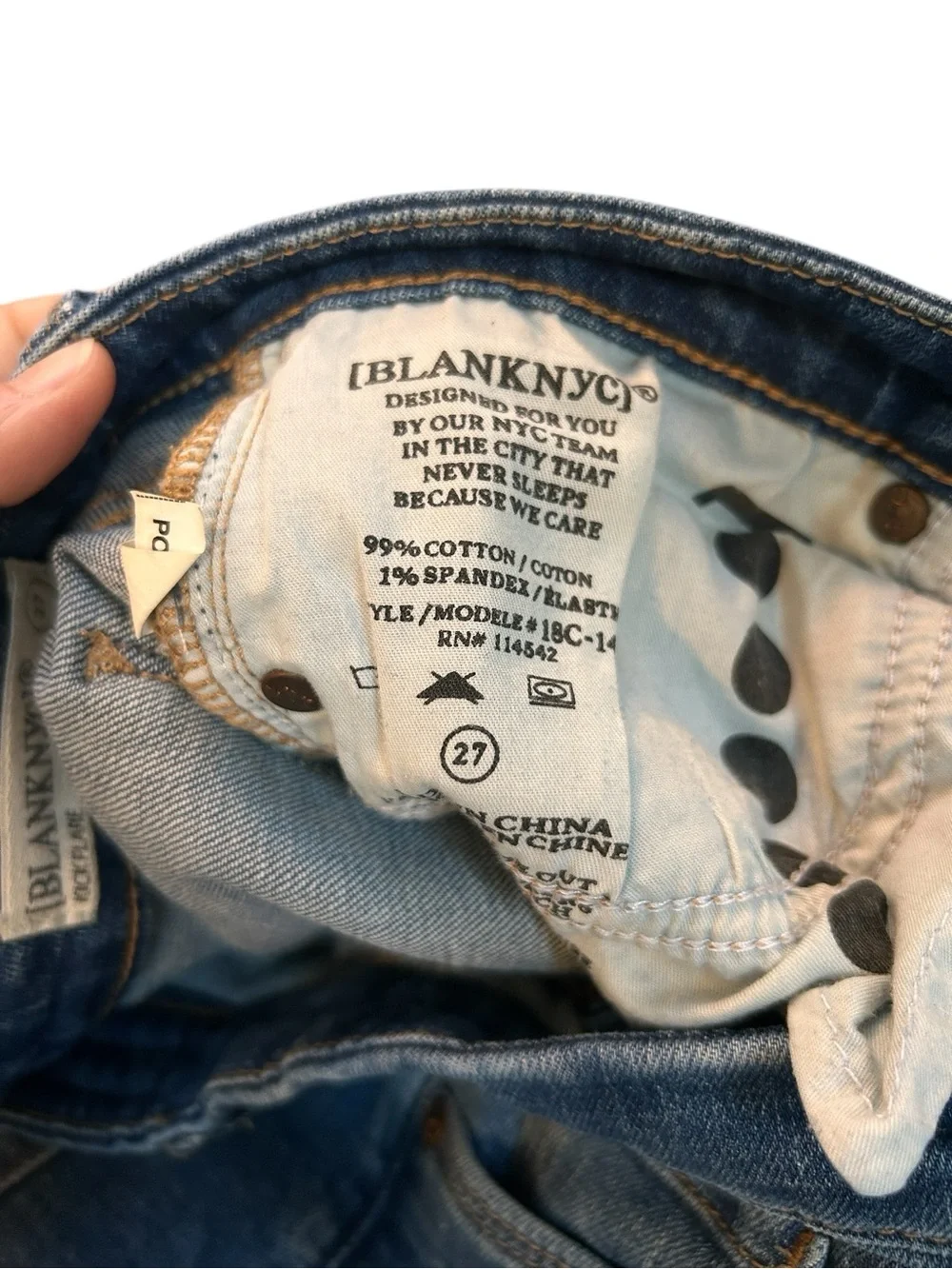 BLANK NYC Kick Flare Raw Hem Denim Jeans size 27